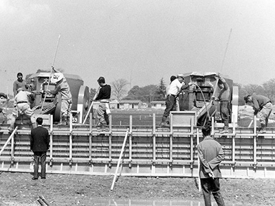 当時の工事風景